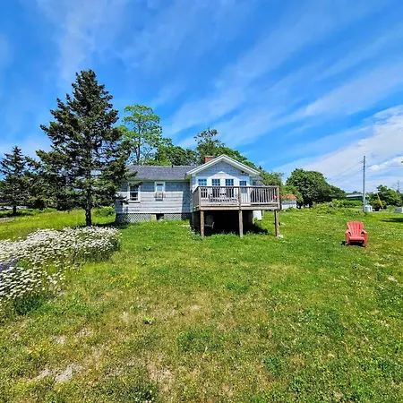 Waterfall Sea Cottage Family Fire Pit Waterfront Sleeps 4